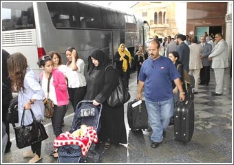 طائرات خاصة بأمر من صاحب السمو لنقل العائدين من لبنان عن طريق دمشق