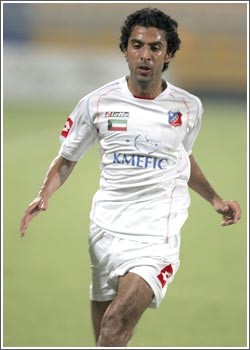 وليد وعجب يتنافسان على أفضل لاعب آسيوي