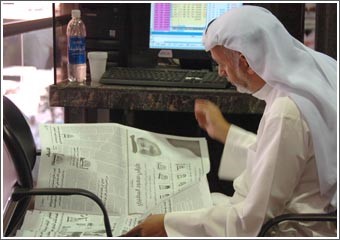 التدفقات المالية تدفع لاستمرار الصعود في تداولات تسودها المضاربات القوية