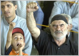 إيران قدّمت مقترحات «نووية» إلى البرادعي و«الأوروبي» يجهّز عقوبات على أكبر بنوكها
