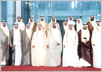 «الأنباء» تستعرض تاريخ الحكومات الكويتية منذ 1962 حتى 2008