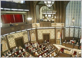 حوار شفاف بين وزير المالية وأعضاء ورئيس مجلس الشعب