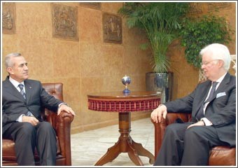 بين التشكيل والتأجيل: الموالاة والمعارضة يتبادلان الشروط للحصول  على الحقائب السيادية والخدماتية