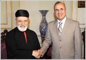 سليمان من بكركي: لا صعوبات في تشكيل الحكومة وزيارة الرئيس ساركوزي عززت منسوب التفاؤل 