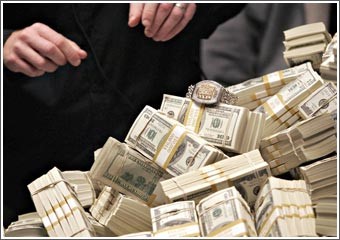الدولار يخطف الأضواء في محادثات مجموعة الثماني 