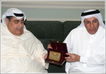 «الجمارك» وافقت للشاحنات السعودية المتجهة للعراق على الدخول إلى الكويت بدءاً من أغسطس المقبل
