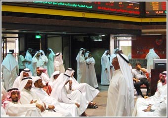 متداولون: تصعيد الأسهم الرخيصة في البورصة يصب بالنهاية في مصلحة كبار المستثمرين