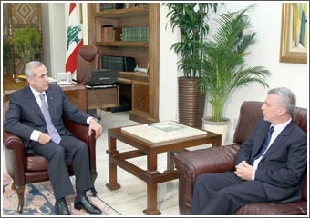 المعارضة: طريق تشكيل الحكومة لاتزال مقفلة والتوتر يعود إلى طرابلس رغم ميثاق الشرف 
