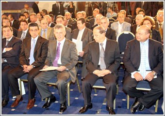 السنيورة مرتاح لكنه لم يحدد موعداً لتأليف الحكومة