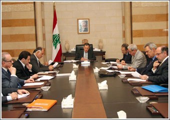 اللجنة أنجزت المقدمة السياسية للبيان الوزاري والرهان على نيل الحكومة الثقة نهاية الأسبوع