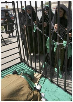 أكراد العراق يهددون بالرد في حال عدم تعديل قانون المحافظات وواشنطن تقلل من أهمية الخلاف حوله