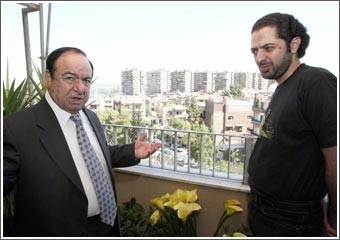 صباح فخري يغني «القدود» الحلبية وابنه يغني «الروك أند رول» الأميركي
