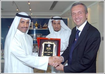 الغانم استقبل الفارسي ووفد فيورنتينا