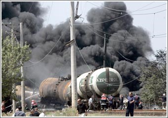 وصول أول مدمرة أميركية تصل ميناء باتومي الجورجي وانفجار قطار قرب مدينة «غوري»