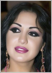 روزي: من الممكن أن يكون أحد الفنانين وراء تهديدي بالقتل