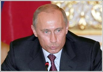 بوتين: روسيا لن تقع في عزلة دولية 