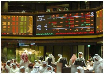 اقتصاديون لـ «الأنباء»: نقص السيولة والبيع العشوائي والعوامل النفسية وراء التراجع الكبير