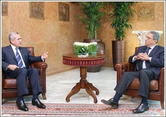 6 قنابل على كورنيش المزرعة عشية الحوار الوطني ومخاوف من تحوّله إلى مناسبة لالتقاط الصور رغم الدعم العربي