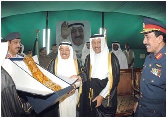 الأمير: ما تشهده المنطقة يتطلب يقظة جميع قطاعات القوات المسلحة