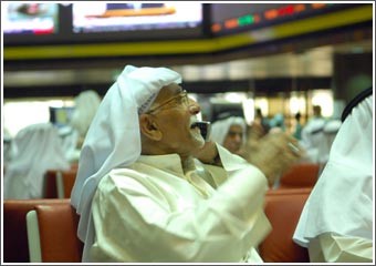 اقتصاديون لـ «الأنباء»: «الآجل» مفيد للسوق ويحتاج إعادة تقييم لتعديل بعض شروطه