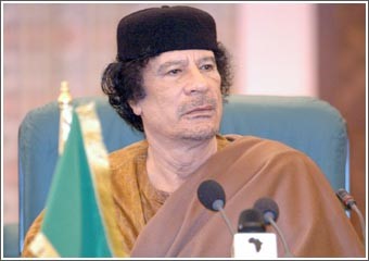 ليبيا تسحب أرصدتها من سويسرا وتوقف إمدادها بالنفط احتجاجاً