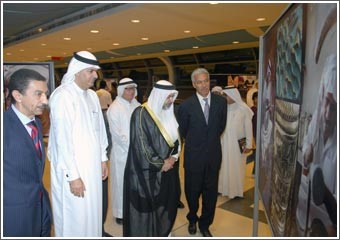 خليفة بن حمد: معرض الفنون والحرف اليدوية يؤكد تمايز العلاقات بين الكويت والبحرين