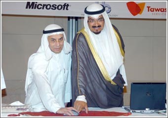 الغنيم والعبدالله دشنا الحكومة الإلكترونية لنشر ثقافة رقمية وبناء مجتمع معلوماتي