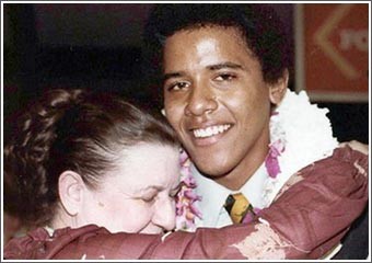 أوباما يعلِّق برنامجه لزيارة جدته «المريضة» في هاواي