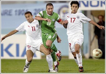طريق المونديال شاق للمغرب وتونس وسهل لمصر