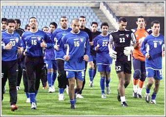 الأزرق بين التجهيز والإجهاز  