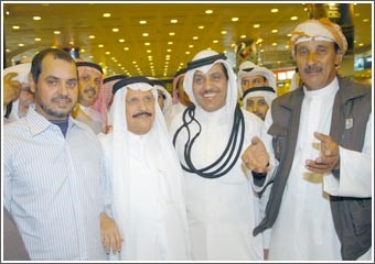 المواطنان المفرج عنهما من مصر عادا إلى أرض الوطن مؤكدين: «لم نتعرض للتعذيب أو الابتزاز وما حصل سوء فهم»