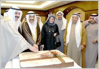 الخرافي: واجبنا أن نكرم أبناءنا المتفوقين وواجبهم أن يردوا الجميل ويخدموا وطنهم ومجتمعهم