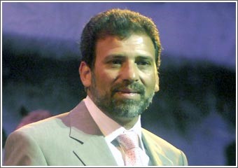 خالد يوسف يستكمل باقي مشاهد «دكان شحاتة»