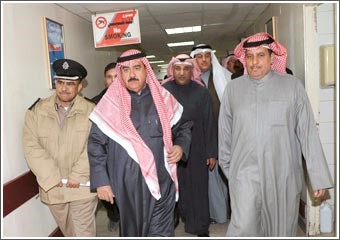 مقتل شاب خليجي برشاش كلاشينكوف أمام والدته وضبط القاتل في وقت قياسي قبل فراره إلى السعودية