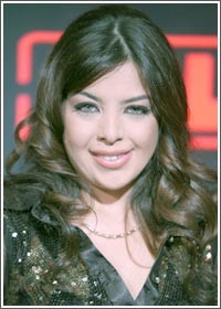 نانسي زعبلاوي: النجومية أمر نسبي ولا يعنيني الشكل لأني مطربة ولست عارضة