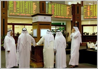 المصارف الخليجية ستشهد تراجعاً في الربحية لتباطؤ النمو بحجم الأنشطة