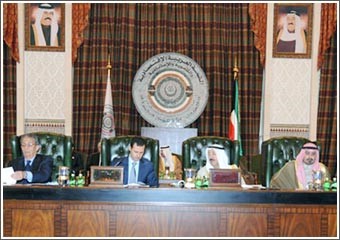 عمرو موسى: قبل أن نعيد النظر في مبادرة السلام يجب أن نصوغ بدائل