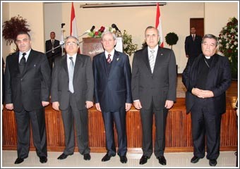 الرئيس سليمان خلال لقائه مع الجالية اللبنانية: كونوا أوفياء للكويت التي لم تتخلّ عنّا في أي لحظة ومساهماتها بارزة بجميع المناطق اللبنانية 