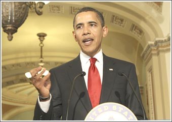أوباما: يدنا ممدودة إلى العالم الإسلامي وسنميز بين «القاعدة» وسواه