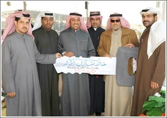 سيارة لـ «سنافي» وكأس «الكويتية» لـ «قلايد»