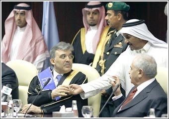 غول يدعو الفلسطينيين لتنفيذ وعودهم في مكة: الفرقة تخريب لأسس الدولة