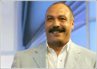 «الولد» خالد صالح يصور أول مايو