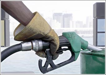 «الشال القطري»: أسعار النفط ستستمر تحت ضغط شديد في 2009