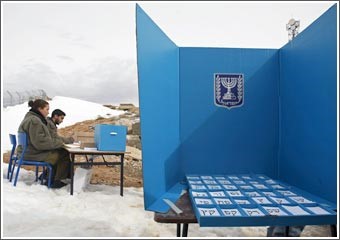 يوم انتخابي «عاصف» في إسرائيل: أولمرت يدعم ليڤني والجيش يتطرف «يميناً»