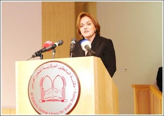 جونز: الولايات المتحدة أُسست على احترام الحريات وتعلمنا كيف نقدر القوى الكامنة في تنوّعنا