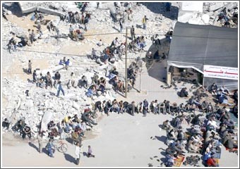 «معاريف»: اتصالات سرية لتشكيل حكومة وحدة إسرائيلية يرأسها نتنياهو وتضم ليڤني وباراك