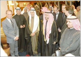 عمدة باريس: سعداء بتقديم الاستشارات لتطوير المشاريع الحيوية الكويتية