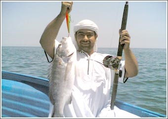 شموه: اصطدت أكبر جنعد في حياتي على مجرور صبغته بنفسي