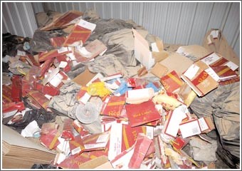 الكشف عن مخزن تغليف خمور يديره مواطنان في أمغرة والتحريات دلت على تهريبهما أكثر من 100 ألف زجاجة خمر