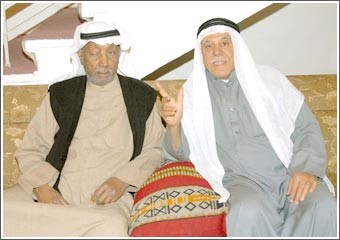 محمد العنبر: أفتخر بأنني كنت ضمن الحرس الأميري وعملت في العسكرية والمالية مع 3 من أمراء الكويت